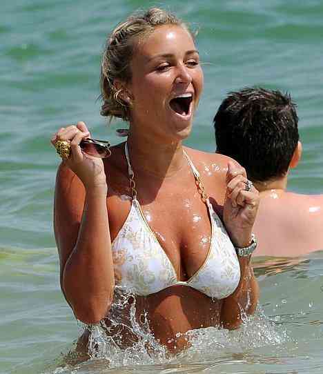 Alex Curran - 07