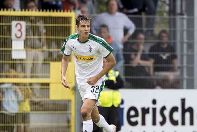 Tin bóng đá - Lần đầu được gọi lên tuyển Đức, sao Monchengladbach phản ứng ra sao?