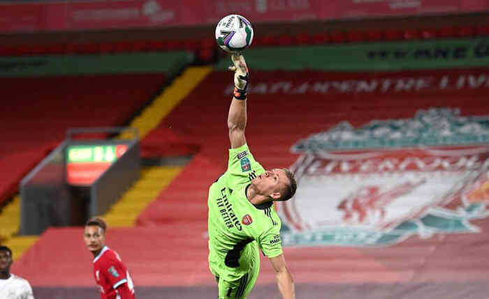 Tin bóng đá - ~Chẳng cần cạnh tranh với ai, tôi vẫn ở đây, là số 1 của Arsenal~