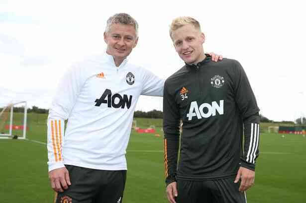 Tin bóng đá - HLV Solskjaer: ~Van de Beek có thể đá tốt ở cả 3 vị trí ấy~