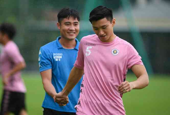 Tin bóng đá - V-League sắp trở lại, Hà Nội FC đón tin dữ