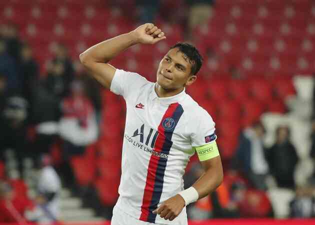 Tin bóng đá - Thiago Silva đến Chelsea, Gary Neville liền gửi `cảnh báo thép`