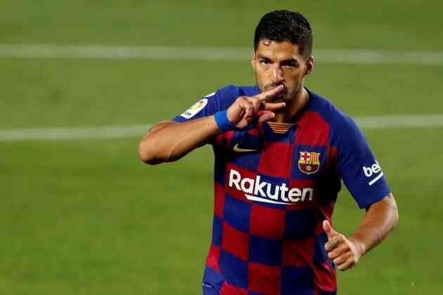 Tin bóng đá - Điều gì đang ngăn Luis Suarez rời Barcelona?