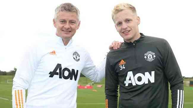 Tin bóng đá - HLV Solskjaer tiết lộ điều đáng trông chờ vào Van de Beek