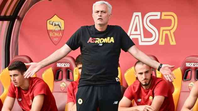 Tin bóng đá - Sao Roma chỉ ra con người khác của Mourinho khi đến Ý