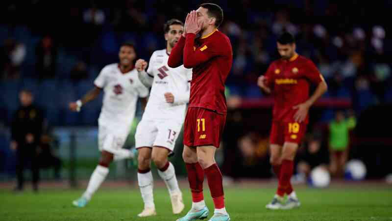 Tin bóng đá - Hỏng phạt đền, Mourinho `đá xéo` thêm học trò
