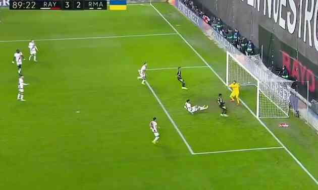 Tin bóng đá - Ancelotti ngậm trái đắng với kế hoạch số 9