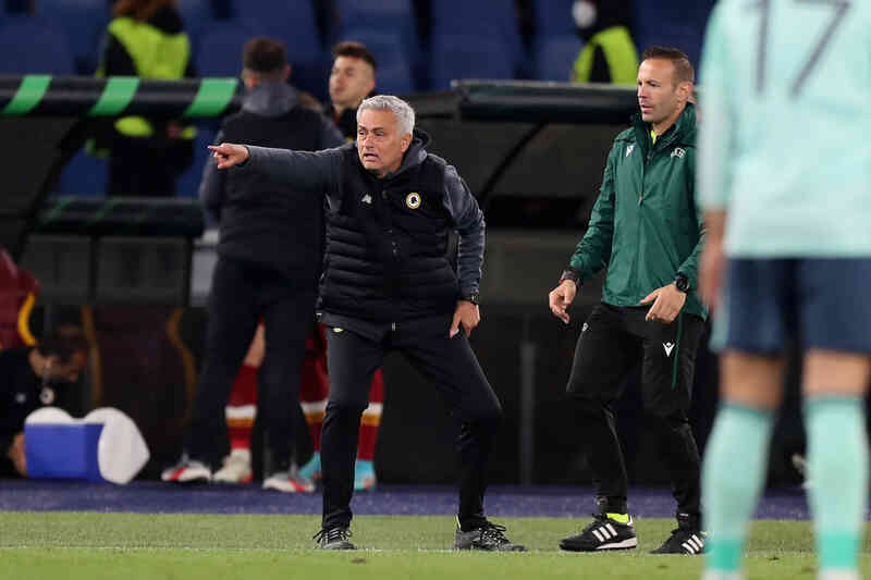 Tin bóng đá - Man Utd đã đánh rơi một đá tảng thực sự vào tay Mourinho