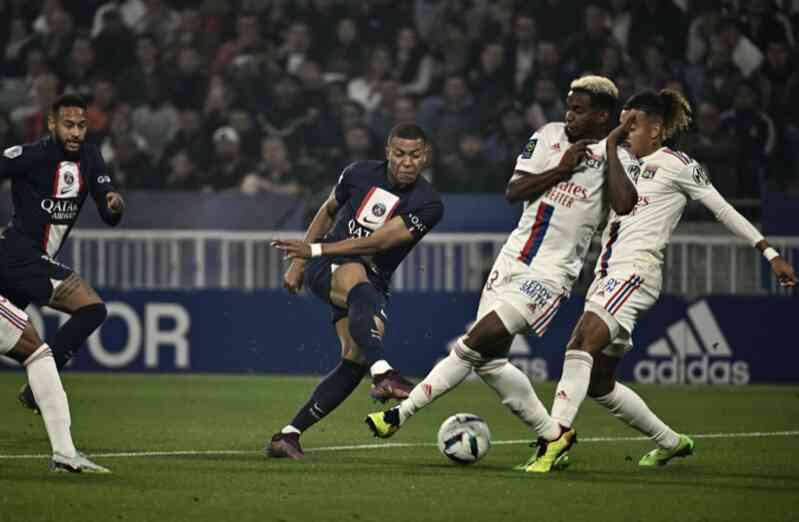Tin bóng đá - Mbappe nên học Haaland về sự khiêm tốn