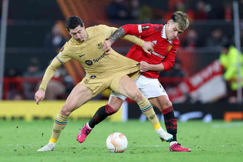 Tin bóng đá - MU chờ lấy cúp với Erik ten Hag: Bệ phóng Lisandro Martinez