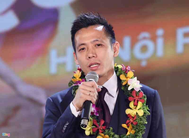 Tin bóng đá - Văn Quyết: `Hy vọng HLV Troussier nâng tầm bóng đá Việt Nam`