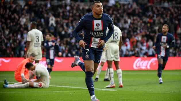 Tin bóng đá - Figo đồng tình với Haaland về Mbappe