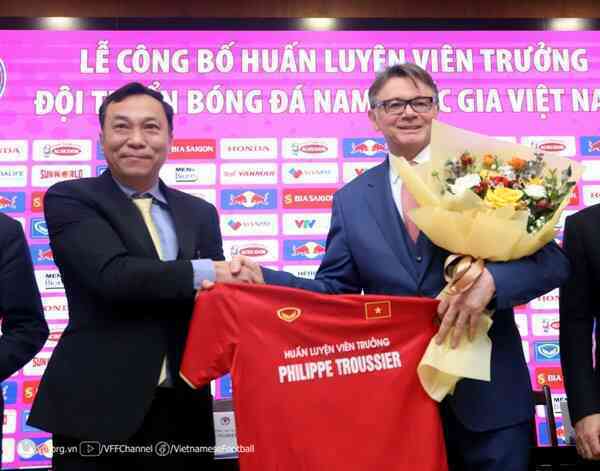 Tin bóng đá - World Cup là mục tiêu của HLV Troussier; Danh sách triệu tập U23 Việt Nam