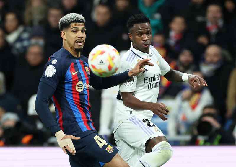 Tin bóng đá - Barca kiểm soát bóng kém nhất ở El Clasico sau 13 năm