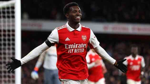 Tin bóng đá - Tiền đạo Arsenal dính chấn thương