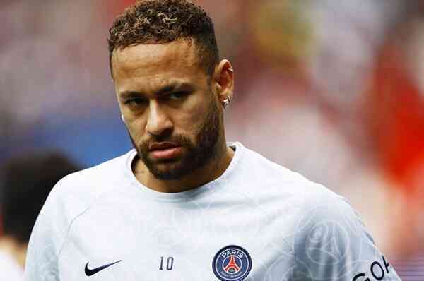 Tin bóng đá - Neymar lại nghỉ thi đấu vào dịp sinh nhật em gái