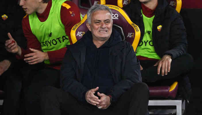Tin bóng đá - Mourinho: Tôi chỉ muốn sống trong yên bình