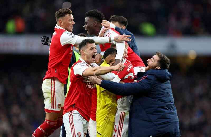 Tin bóng đá - Cú đúp sai lầm giúp Arsenal xác định tân binh đầu tiên