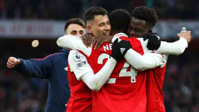 Tin bóng đá - Ian Wright: ~Arsenal phải thắng tất cả các trận đấu còn lại~