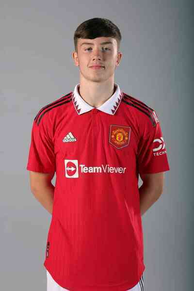 Who is Dan Gore? Manchester United youngster compared to Bruno Fernandes - Bóng Đá