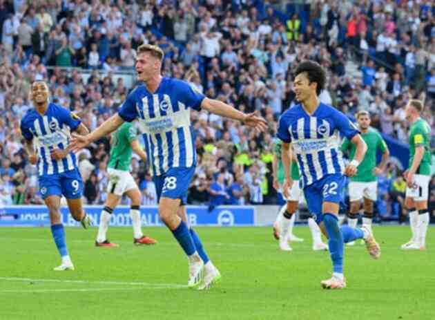 Tin bóng đá - Ferguson lập hat-trick, Brighton trở lại top 4