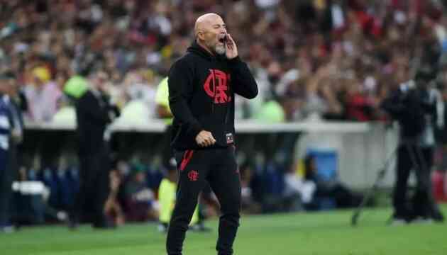 Ligue 1: HLV Sampaoli `tạch` trận ra mắt; CĐV Nantes bạo loạn