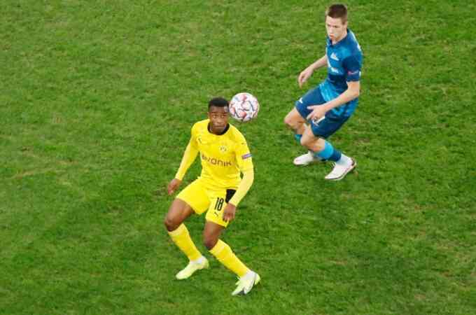 Cầu thủ trẻ nhất Champions League bị cáo buộc gian lận tuổi