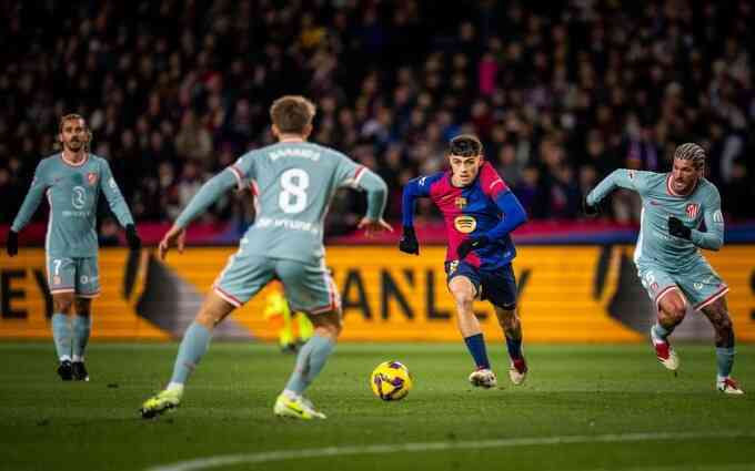 Atletico thắng Barca, lên dẫn đầu La Liga