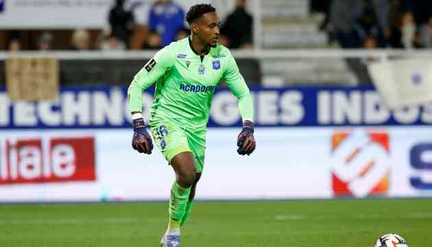 Donovan Léon: Người hùng giúp Auxerre khuất phục `ông kẹ Ligue 1` PSG