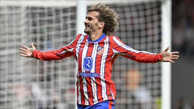 Ánh sáng không tuổi Antoine Griezmann