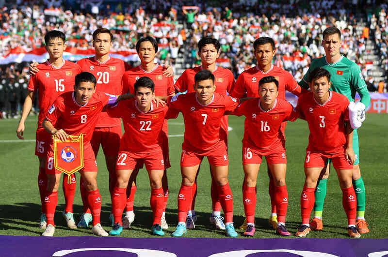 Tin bóng đá - Tuyển Việt Nam đấu Indonesia: Cần tư duy mới của HLV Troussier