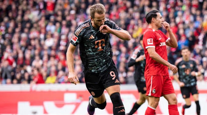 Kane giúp Bayern nới rộng cách biệt với Leverkusen