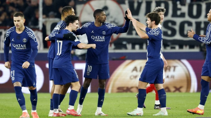 PSG vào vòng knock-out Champions League