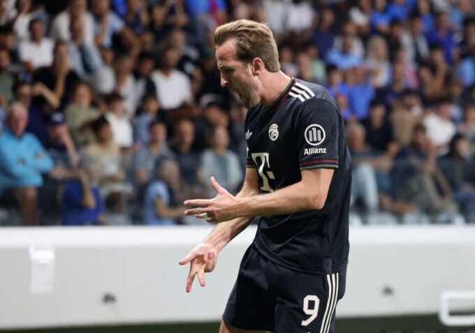 Kane giúp Bayern thắng lớn ở Champions League