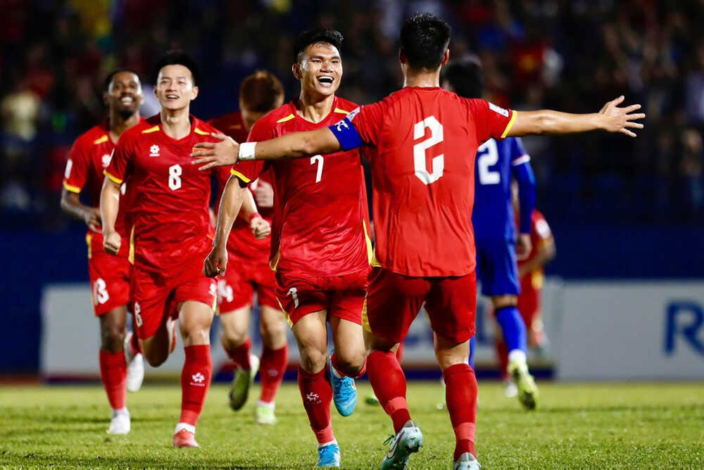 Bóng đá Đông Nam Á gây ấn tượng tại vòng loại Asian Cup 2027