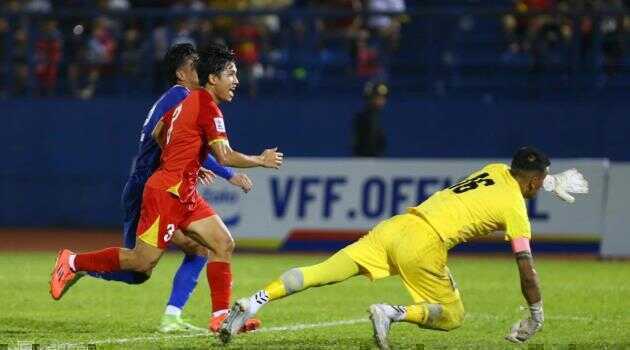 ĐT Việt Nam: Một chiến thắng, nhiều vấn đề