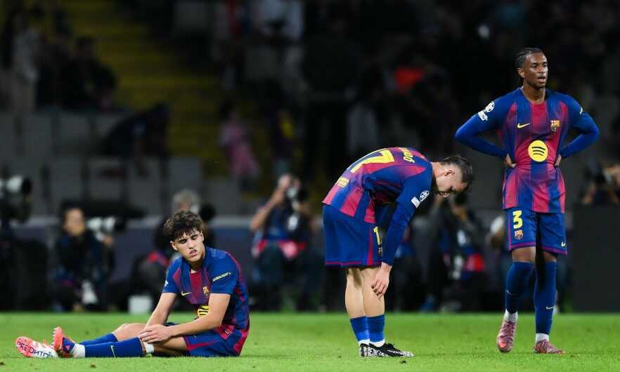 Tuyến sau của Barcelona thi đấu thiếu chắc chắn. 