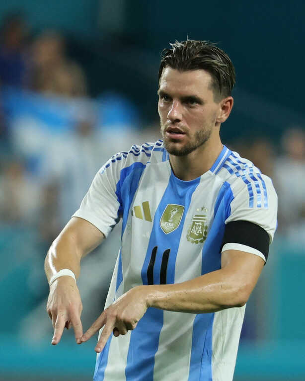 Tin bóng đá - Vắng Messi, Argentina thắng nhọc nhằn Venezuela