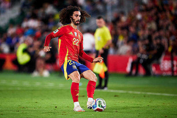 Cucurella - ~Quân bài tẩy~ của Chelsea và tuyển Tây Ban Nha