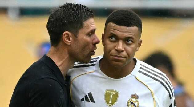 Ngả mũ trước Mbappe