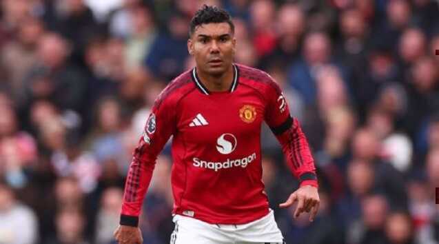 MU muốn giữ chân Casemiro.