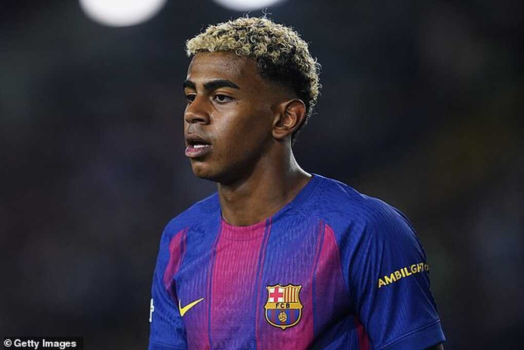 Barcelona rúng động vì phân biệt đối xử giữa Yamal và Rashford