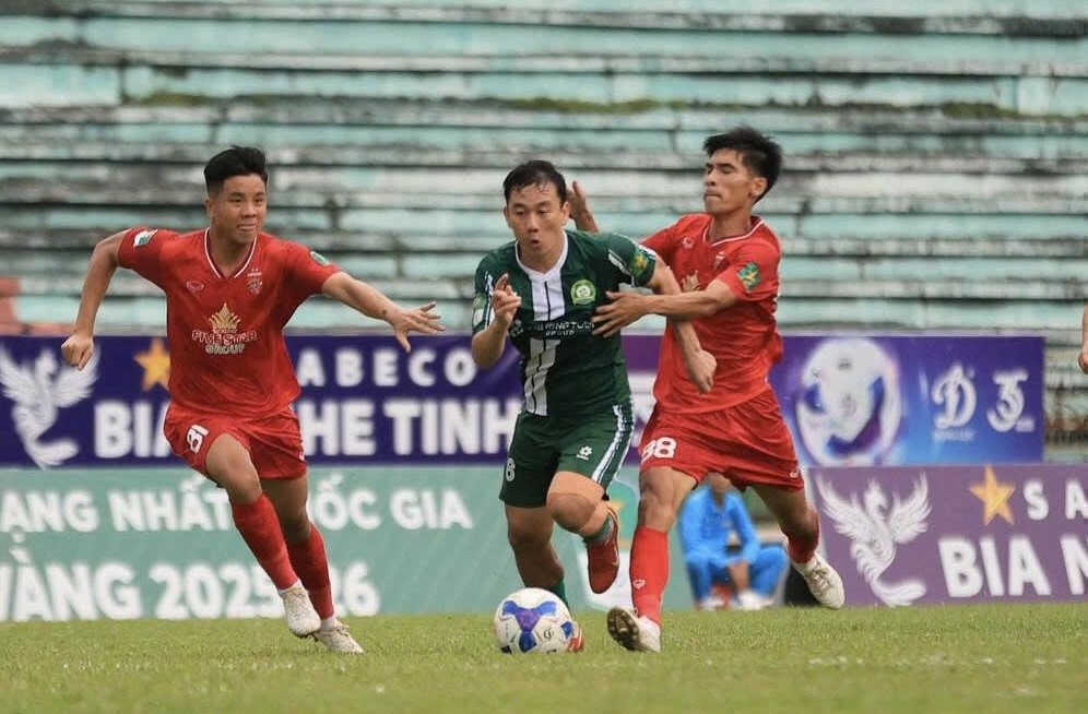 Minh Vương thay Công Phượng lấy 3 điểm cho Đồng Nai