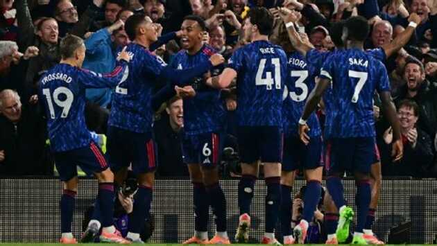 Arsenal chiến thắng nhờ phạt góc, nhưng cần cải thiện tấn công
