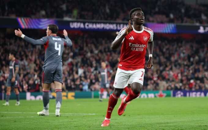 Arsenal nối dài mạch thắng ở vòng bảng Champions League