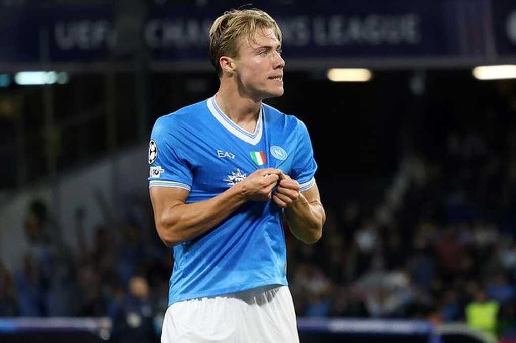 Hojlund ghi bàn như máy, CĐV Man Utd vô cùng tiếc nuối - 2