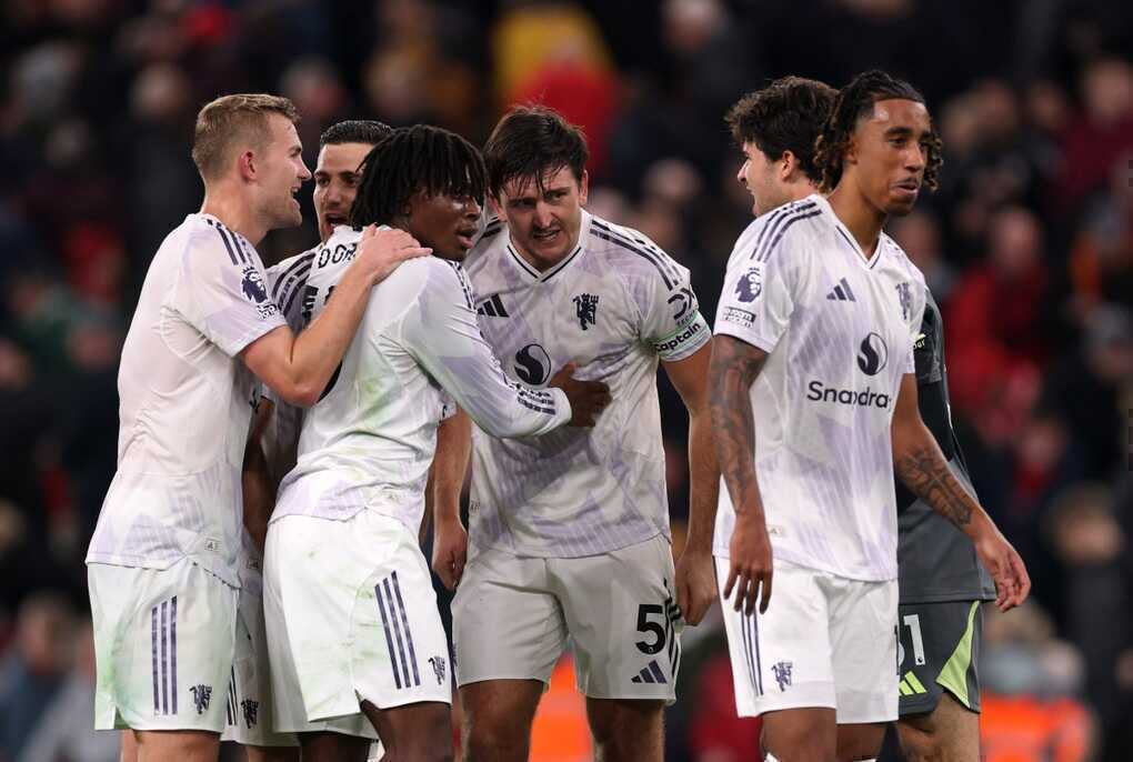 Siêu máy tính dự đoán bất ngờ về số phận của Man Utd