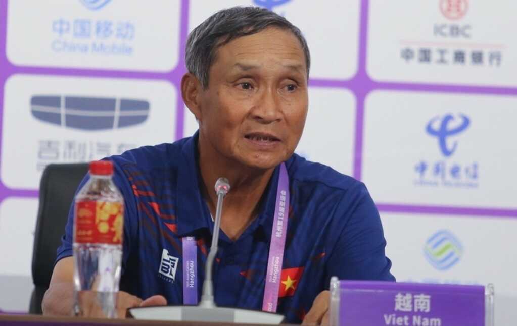 HLV Mai Đức Chung nói về ~bảng tử thần~ của tuyển nữ Việt Nam tại SEA Games 33