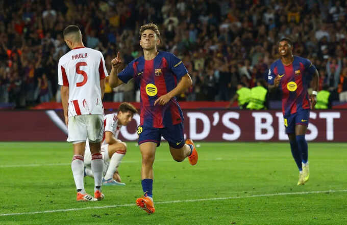 Rashford lập cú đúp, Barca đại thắng trước thềm El Clasico