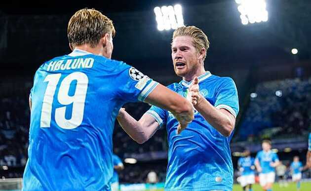 De Bruyne cần một tiền vệ đánh chặn hỗ trợ